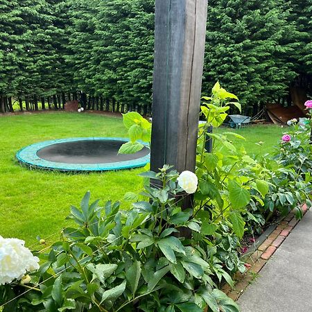 Paauwze Bed & Breakfast Rijnsburg Bagian luar foto